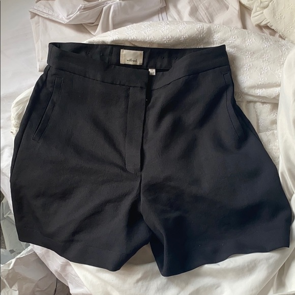 Wilfred Pants - Wilfred high waisted black shorts